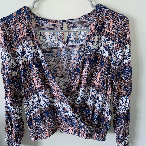 Charlotte Russe Tops - flower crop top